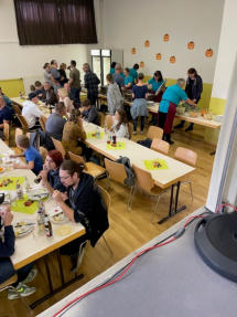 Landfrauen Schwaningen - Schnitzel-Essen am 15.10.2023